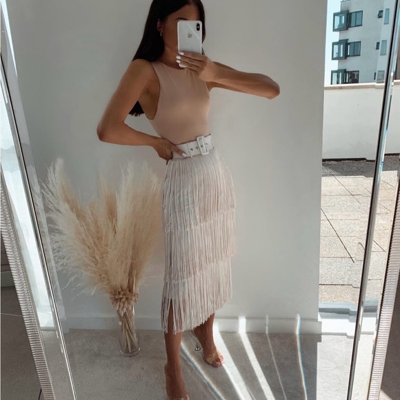 L’académie x revolve The Roi fringe skirt size XS - Picture 1 of 3